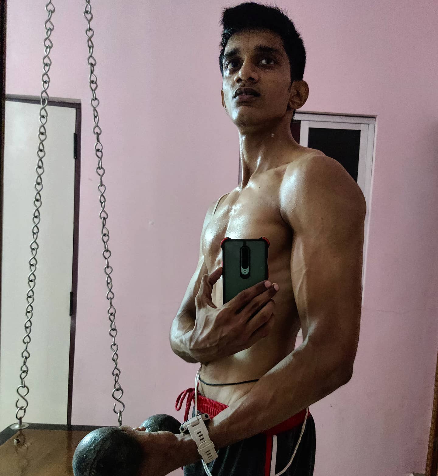 💪😁👊